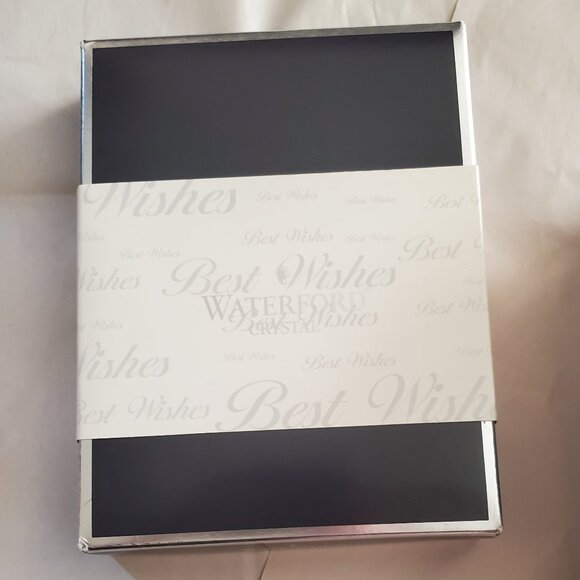 Waterford Crystal "Best Wishes" 6" vase in original box - Picture 2 of 9